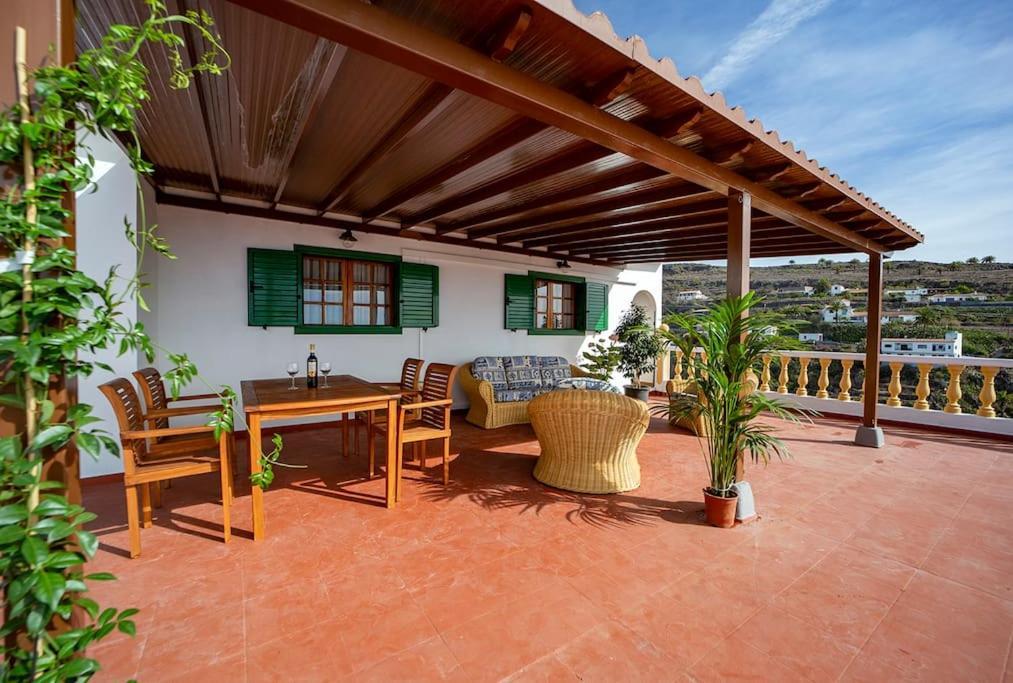 Villa Teram Alajero Екстер'єр фото